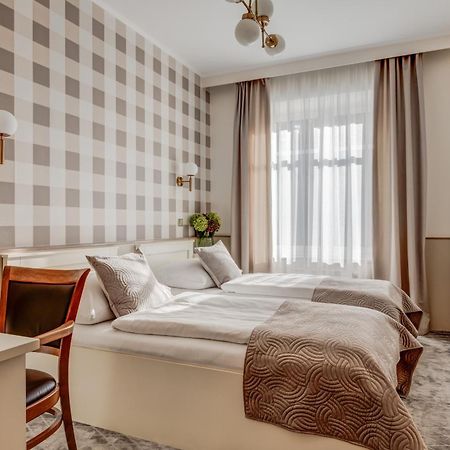Hotel Golfi Podebrady Exterior photo