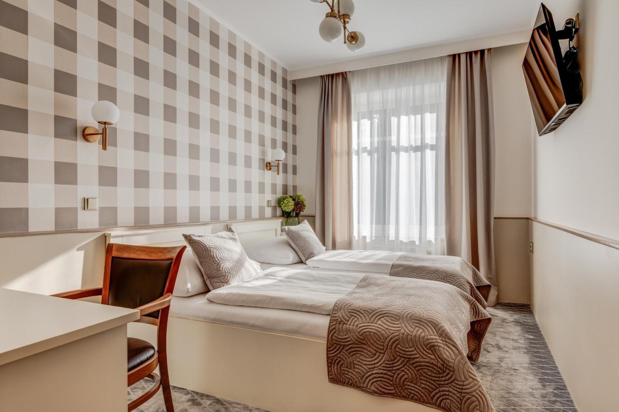 Hotel Golfi Podebrady Exterior photo